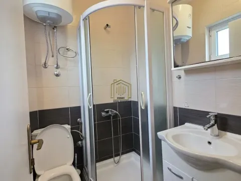 Izdavanje, jednosoban stan, 32m², Zagorič, Podgorica - image 4