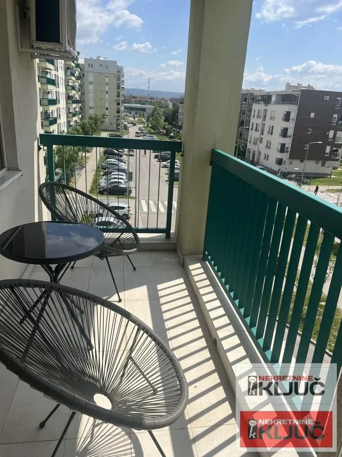 Izdavanje, trosoban stan, 67m², Novo naselje, Novi Sad