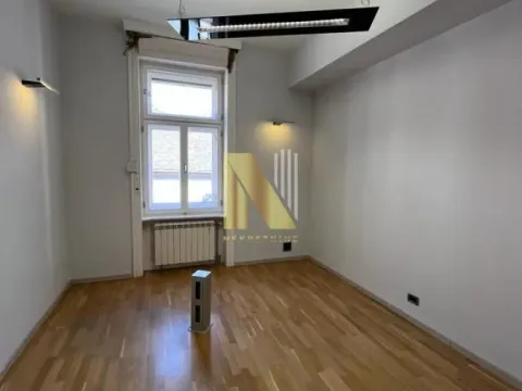 Izdavanje, poslovni prostor, 360m², Centar, Novi Sad - image 10