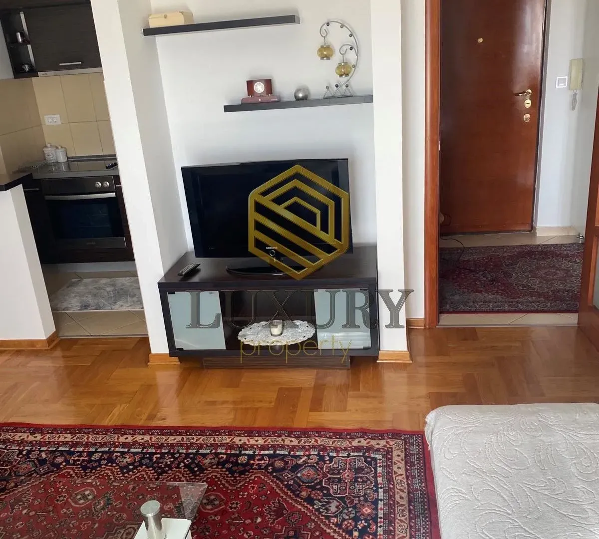 Izdavanje, jednosoban stan, 52m², Preko Morače, Podgorica