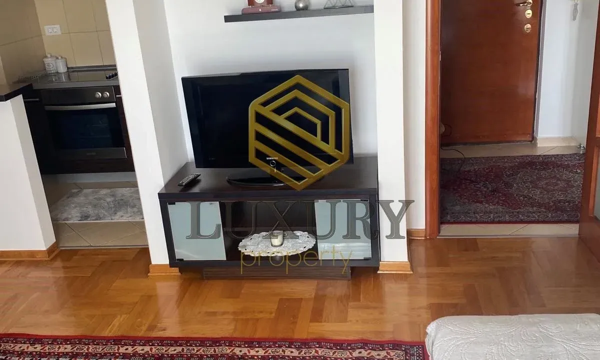 Izdavanje, jednosoban stan, 52m², Preko Morače, Podgorica