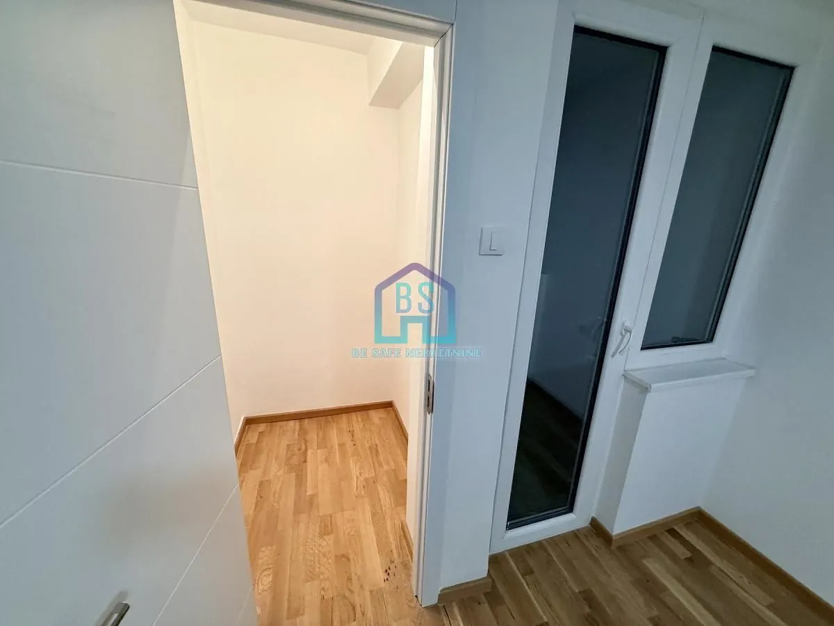 Prodaja, dvosoban stan, 54m², Sajmište, Novi Sad