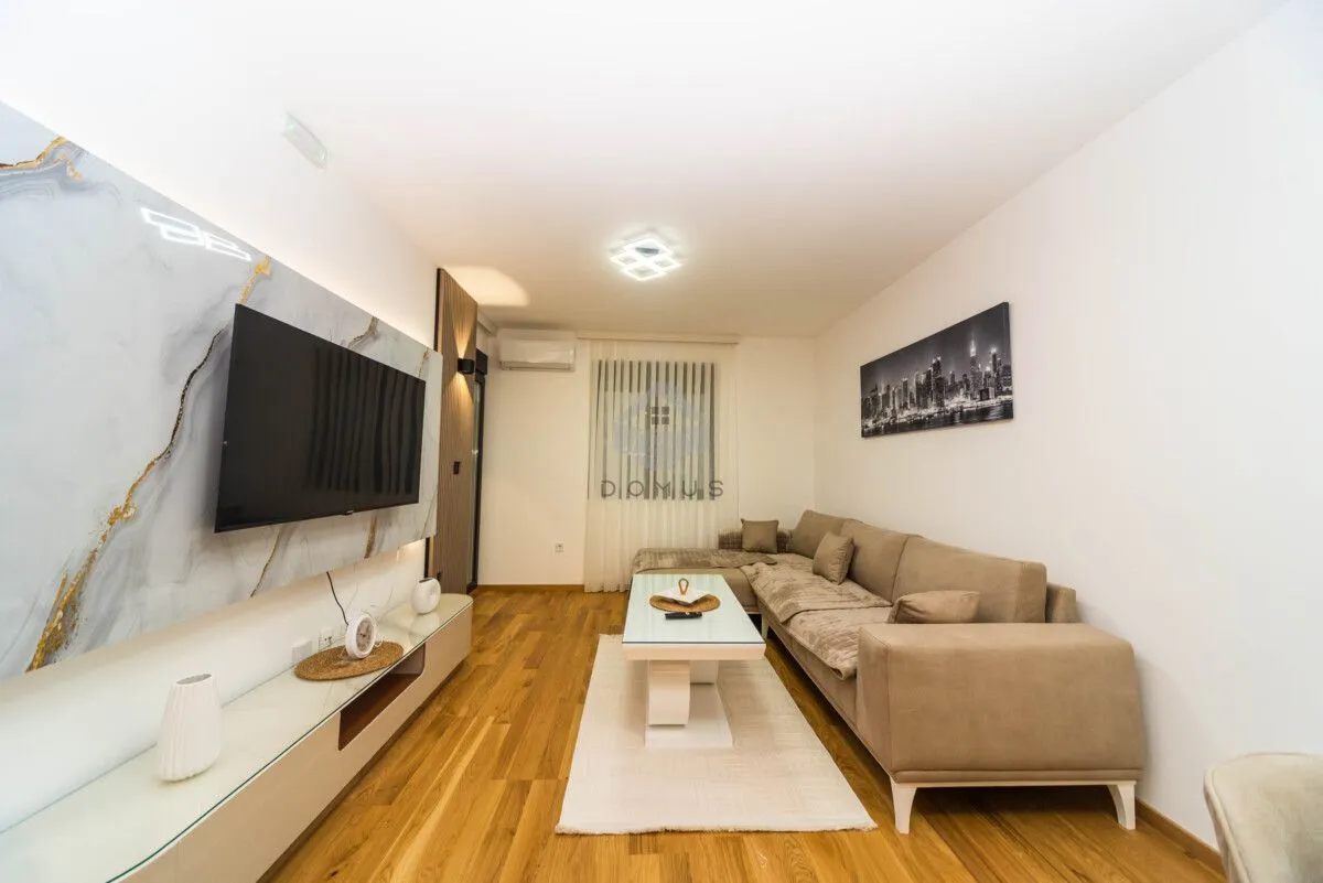 Izdavanje, jednosoban stan, 45m², City Kvart, Podgorica
