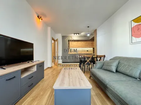 Rent, one bedroom apartment, 50m², City Kvart, Podgorica - image 1