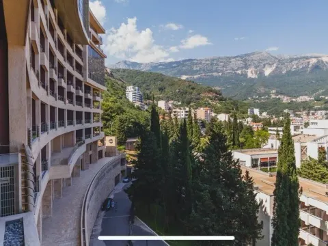 Prodaja, dvosoban stan, 78m², Budva, Crna Gora - image 17
