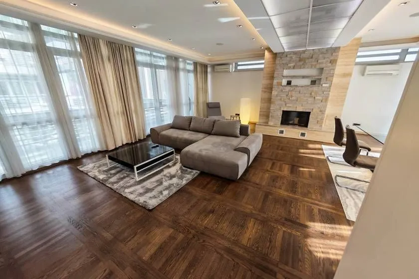 Rent, three bedroom apartment, 148m², Dedinje Sve Podlokacije, Beograd