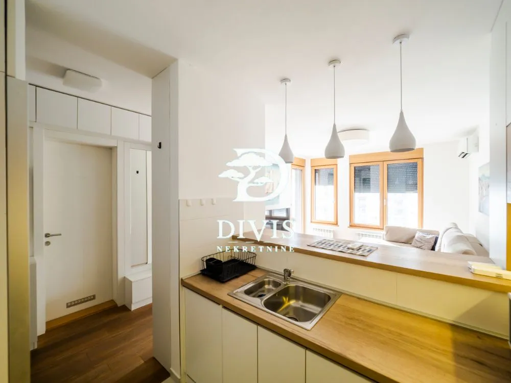 Prodaja, dvosoban stan, 41m², Novi Beograd Blok 65, Novi Beograd Sve Podlokacije