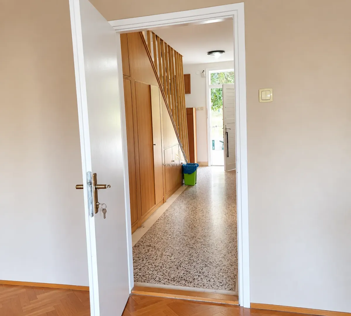 Rent, office space, 150m², Momišići, Podgorica