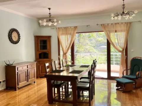 Prodaja, trosoban stan, 130m², Risan, Kotor - image 7