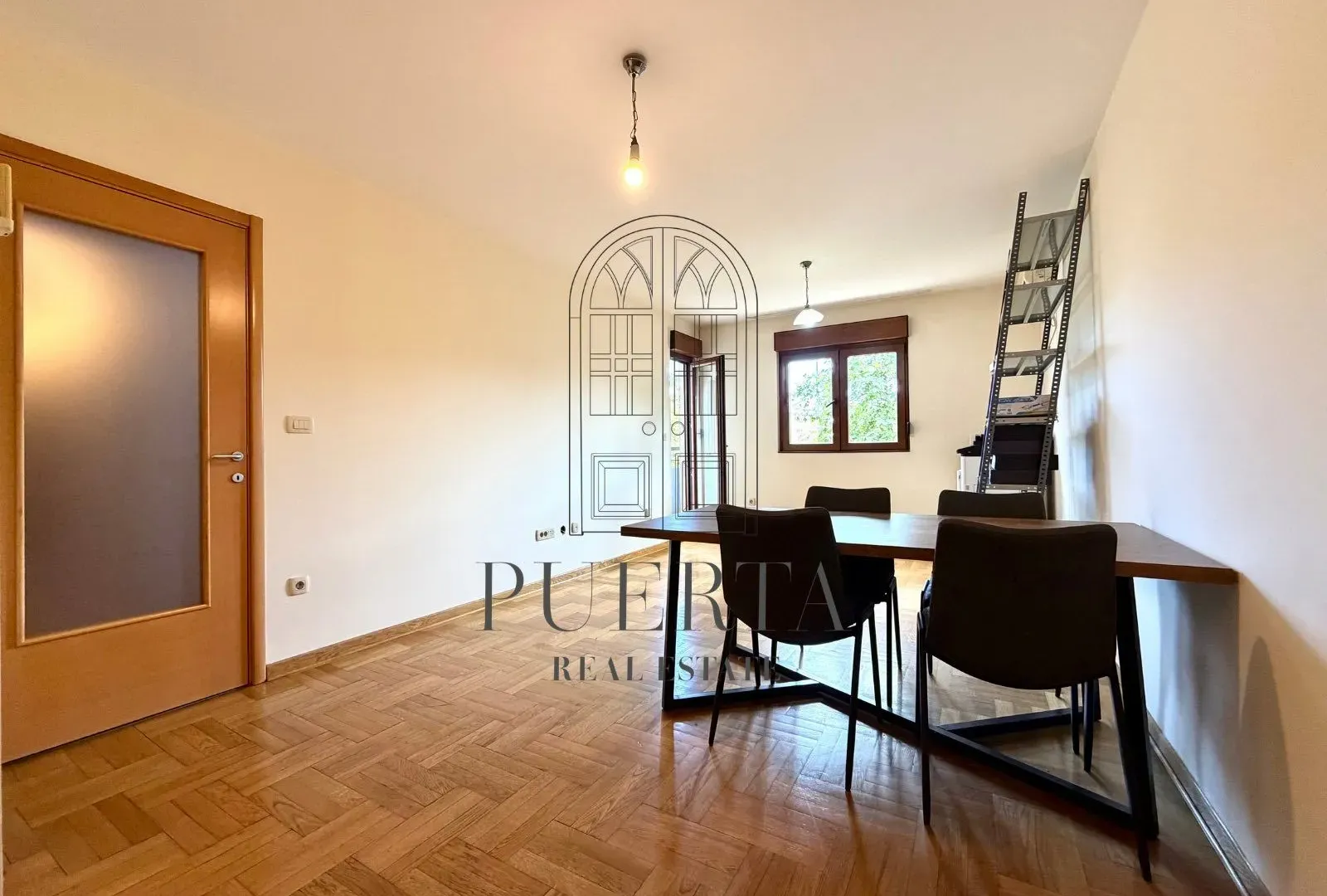 Prodaja, dvosoban stan, 64m², Stari Aerodrom, Podgorica