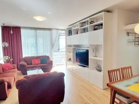 Izdavanje, dvosoban stan, 75m², Rozino, Budva - image 3