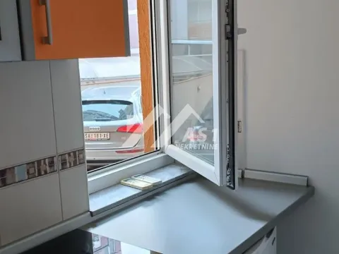 Izdavanje, poslovni prostor, 69m², Grbavica, Novi Sad Sve Podlokacije - image 12