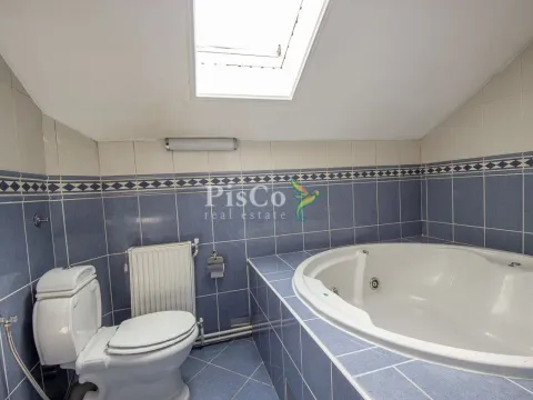 Izdavanje, kuća, 700m², Zagorič, Podgorica - image 9