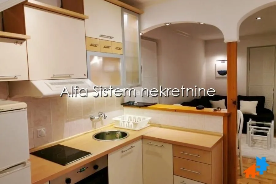 Rent, two bedroom apartment, 54m², Kalenić Pijaca, Vračar Sve Podlokacije