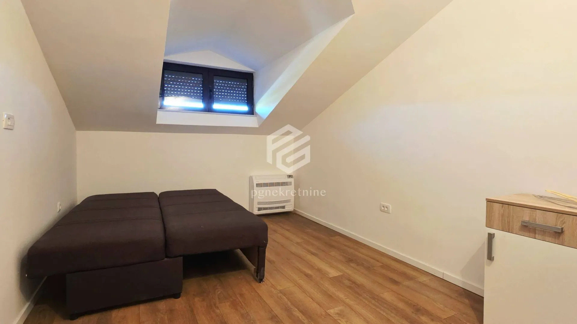Prodaja, kuća, 343m², Zabjelo, Podgorica