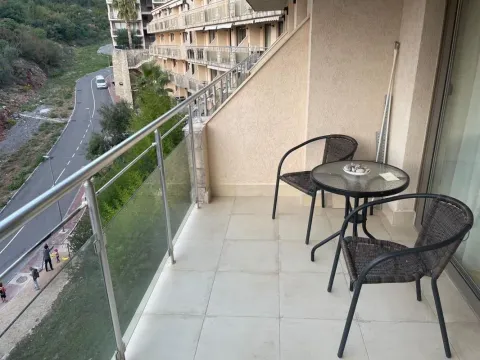 Prodaja, jednosoban stan, 48m², Pržno, Budva - image 11