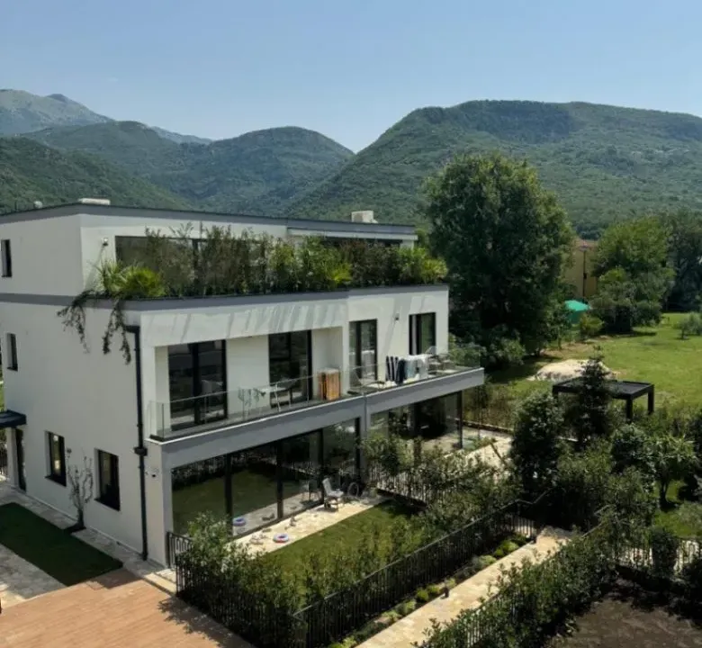 Sale, house, 166m², Lastva Grbaljska, Kotor