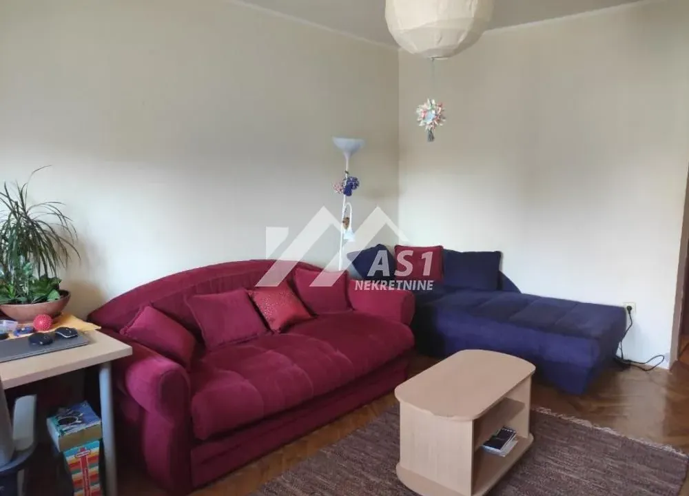 Izdavanje, jednosoban stan, 32m², Grbavica, Novi Sad Sve Podlokacije