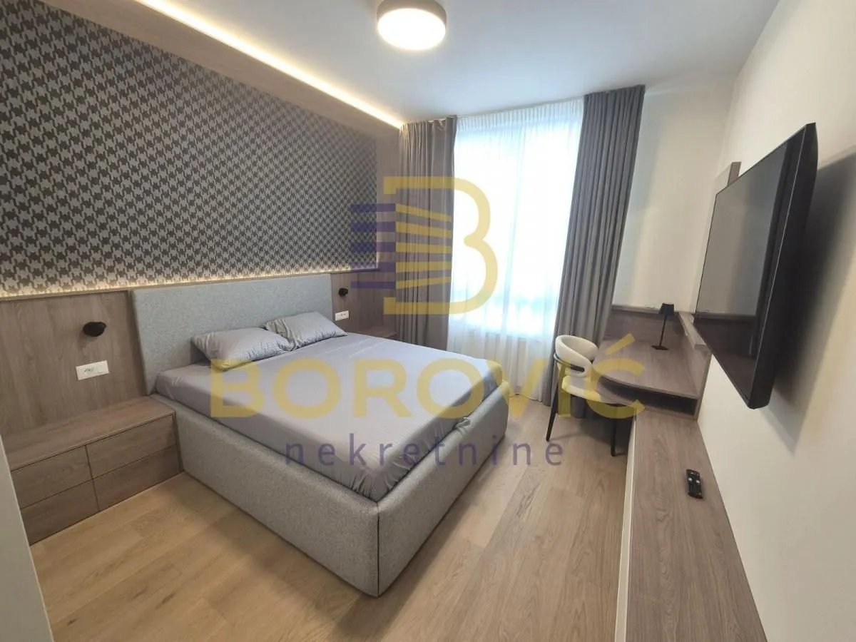 Rent, two bedroom apartment, 56m², Savski Venac, Beograd