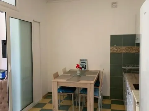 Rent, one bedroom apartment, 85m², Šušanj, Bar - image 6