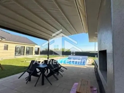 Sale, house, 230m², Vrčin, Grocka - image 4