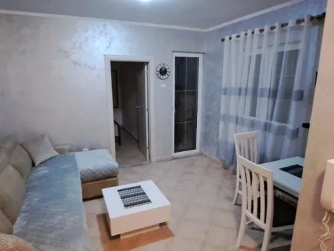 Sale, one bedroom apartment, 35m², Velji Vinogradi, Budva - image 2