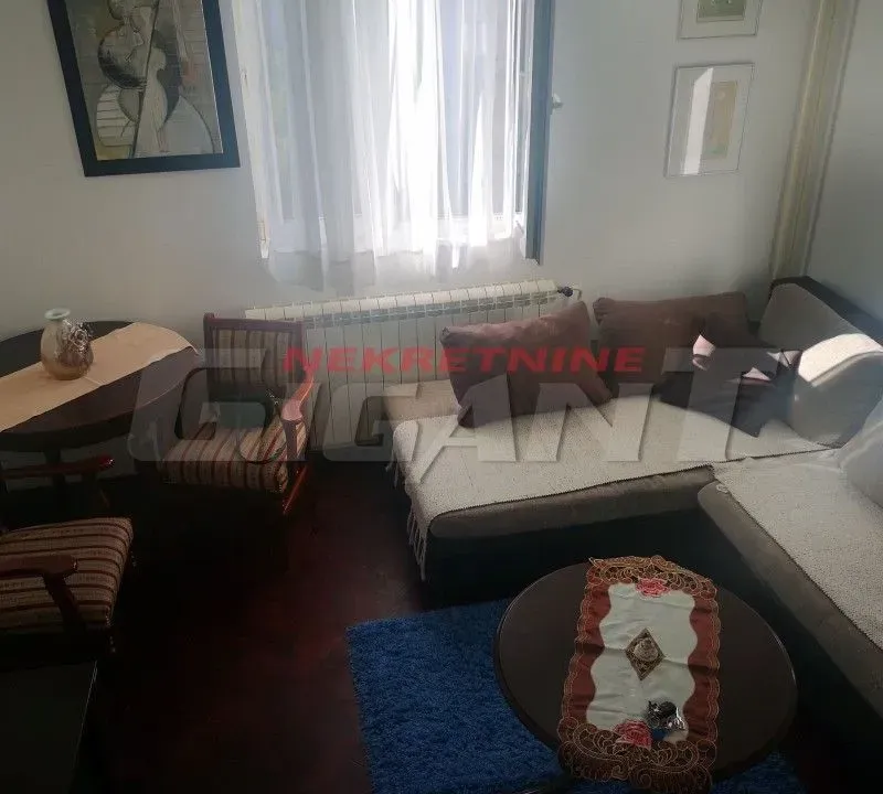 Prodaja, dvosoban stan, 49m², Kalenić Pijaca, Vračar Sve Podlokacije