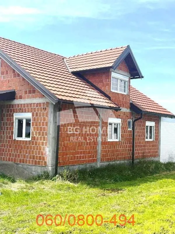 Sale, house, 253m², Zemun Ugrinovci, Zemun Sve Podlokacije