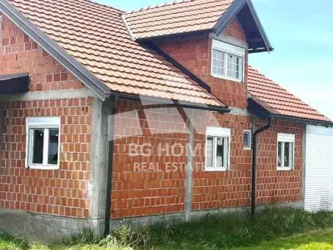 Prodaja, kuća, 253m², Zemun Ugrinovci, Zemun Sve Podlokacije - image 7