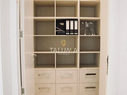 Izdavanje, poslovni prostor, 191m², Preko Morače, Podgorica - image 5