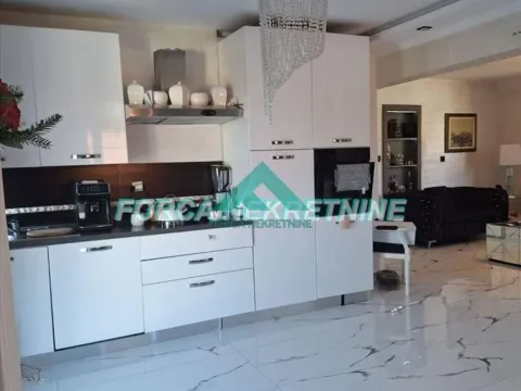 Izdavanje, trosoban stan, 100m², Vojvode Vlahovica, Beograd - image 7