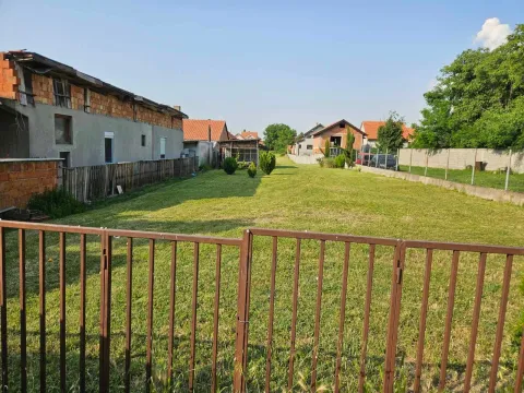Rent, parking/garage, 26m², Čukarica, Beograd - image 2