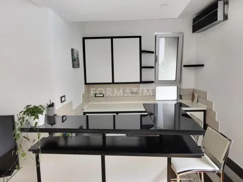Rent, two bedroom apartment, 45m², Stari Grad, Beograd - image 4