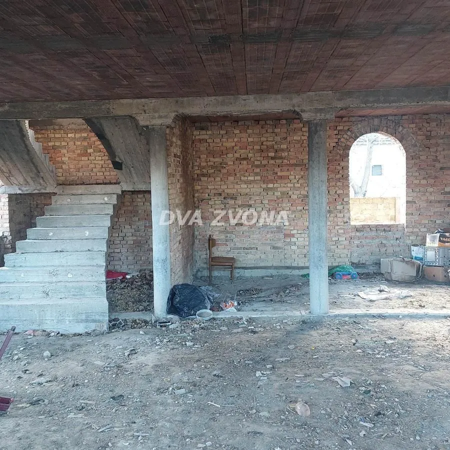 Prodaja, kuća, 240m², Bečej, Novi Sad