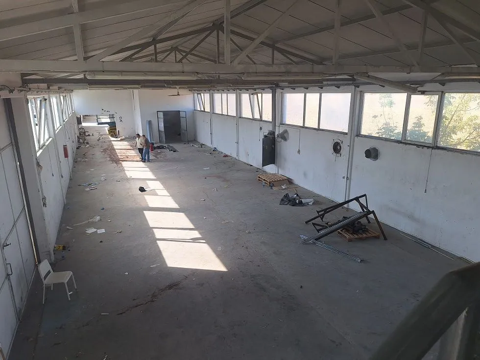 Rent, office space, 900m², Batajnica, Beograd