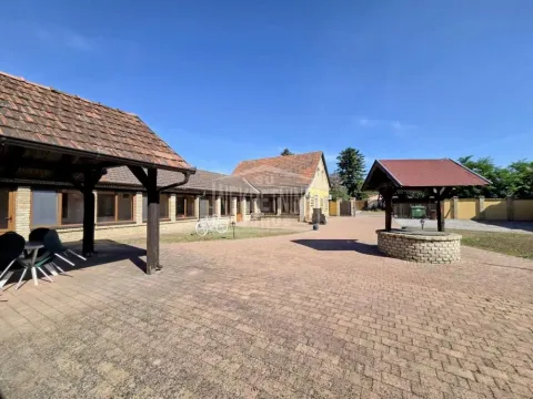 Prodaja, kuća, 228m², Pačir, Bačka Topola - image 3