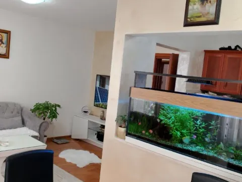 Prodaja, dvosoban stan, 54m², Stari Aerodrom, Podgorica - image 3