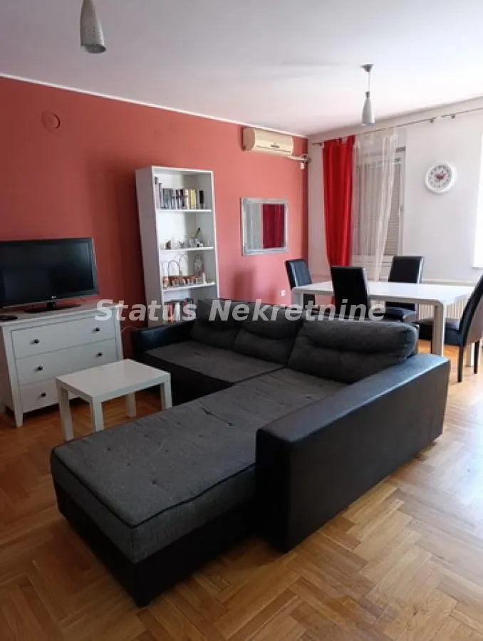Izdavanje, trosoban stan, 65m², Grbavica, Novi Sad Sve Podlokacije