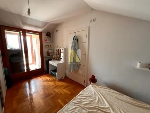 Prodaja, četvorosoban stan, 117m², Bulevar Evrope, Novi Sad Sve Podlokacije - image 7