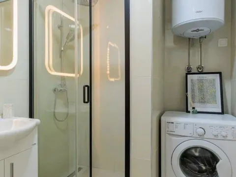 Prodaja, jednosoban stan, 45m², Tivat, Crna Gora - image 9