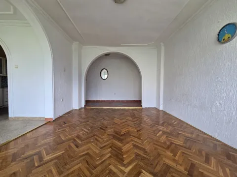 Prodaja, stan, 71m², Pejton, Podgorica - image 3