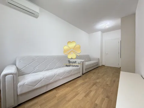 Izdavanje, dvosoban stan, 85m², Stari Aerodrom, Podgorica - image 9