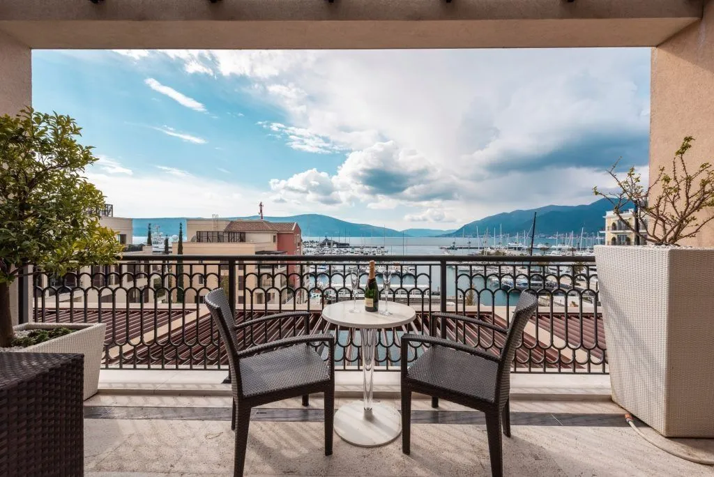 Rent, three bedroom apartment, 258m², Porto Montenegro, Tivat