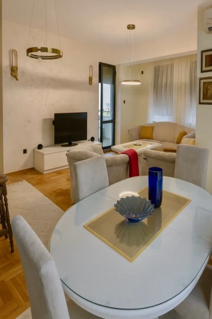 Rent, two bedroom apartment, 76m², Centar, Podgorica