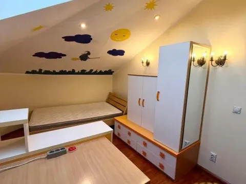 Rent, apartment, 200m², Stari Grad, Beograd - image 12