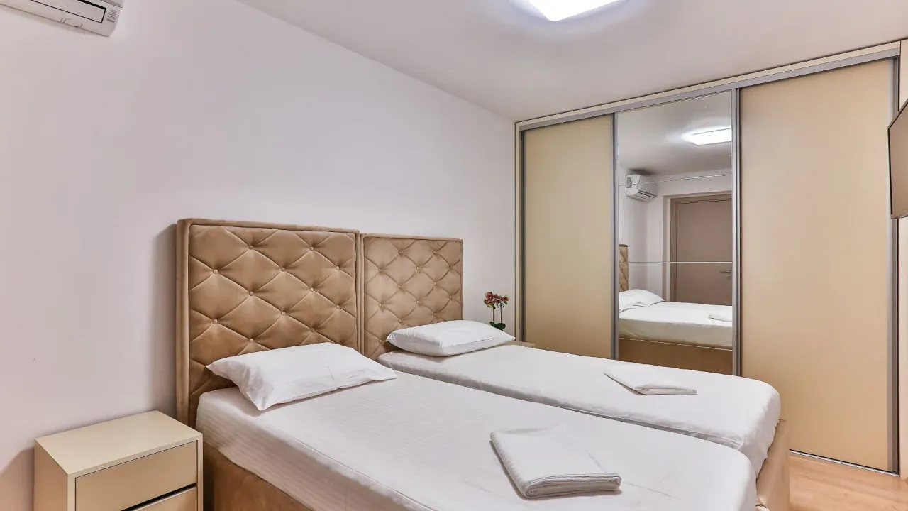 Rent, two bedroom apartment, 75m², Centar, Budva