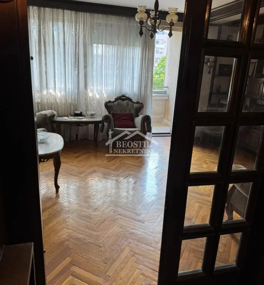 Prodaja, trosoban stan, 97m², Topličin venac, Beograd