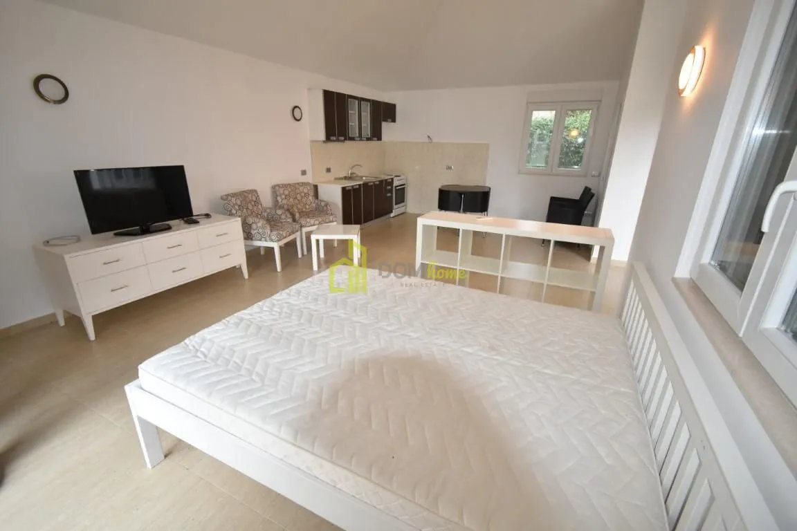 Rent, house, 212m², Donji Kokoti, Podgorica
