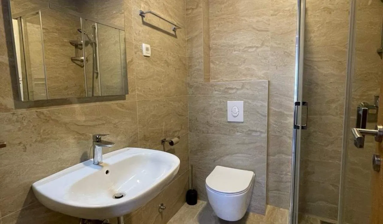 Prodaja, dvosoban stan, 58m², Podmaine, Budva