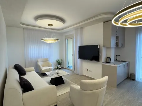 Sale, two bedroom apartment, 74m², Bečići, Budva - image 1